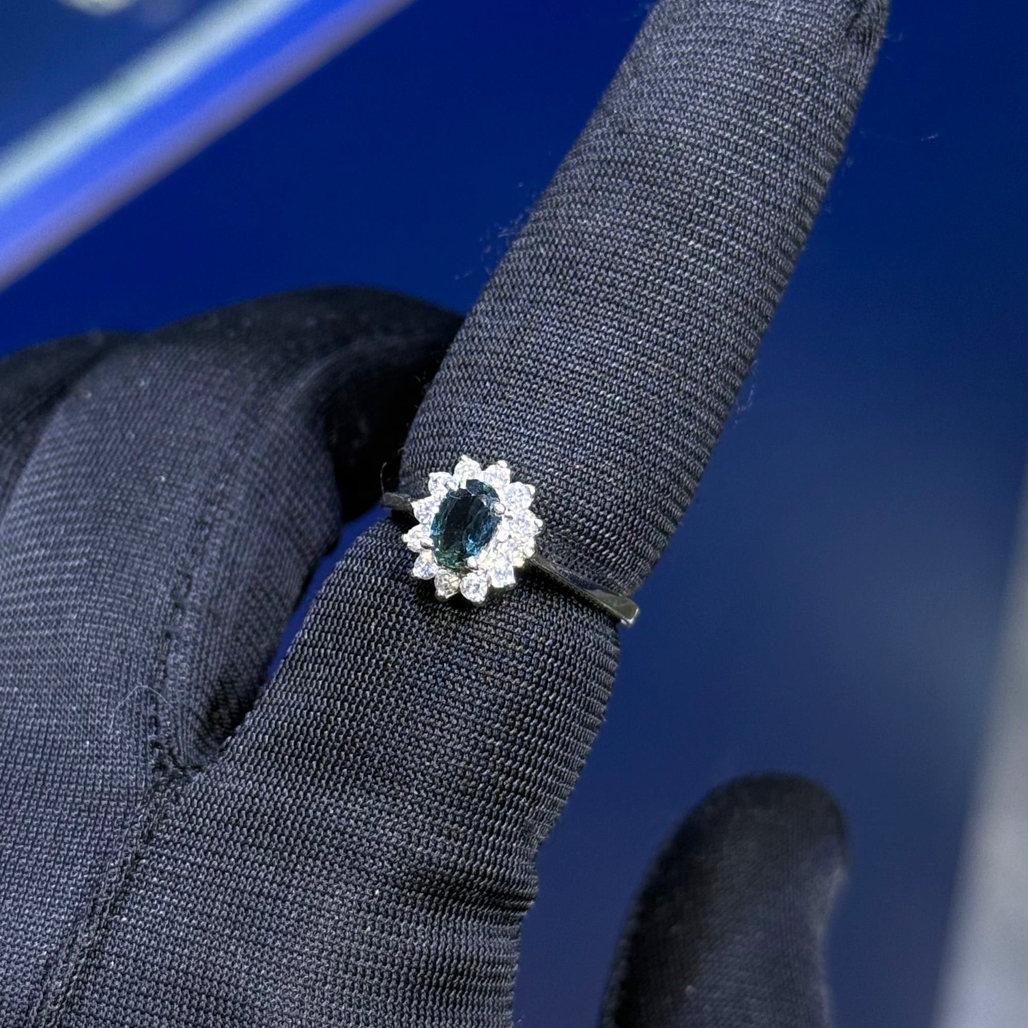 Ladies Diamond Ring
