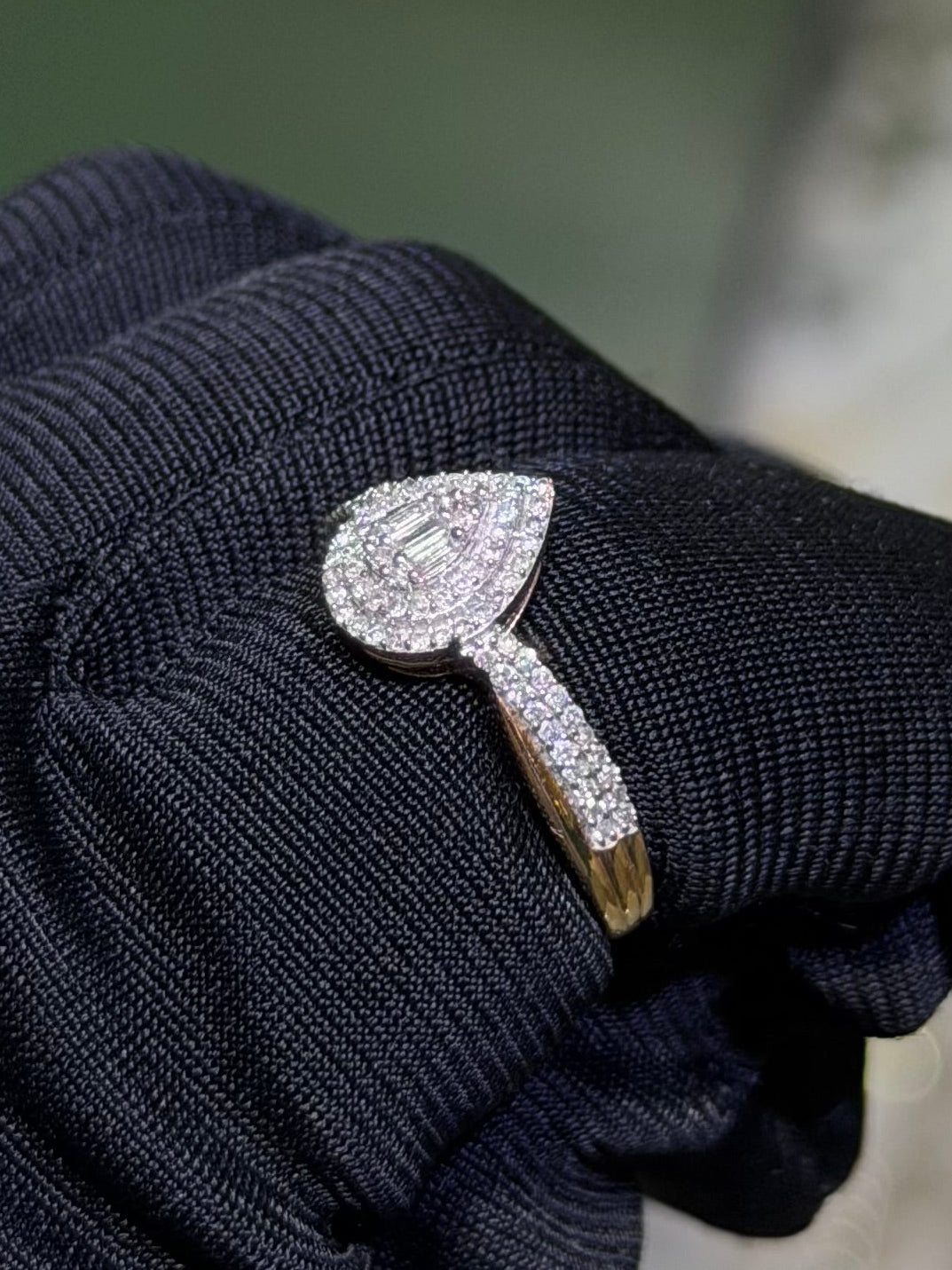 Ladies Diamond Ring