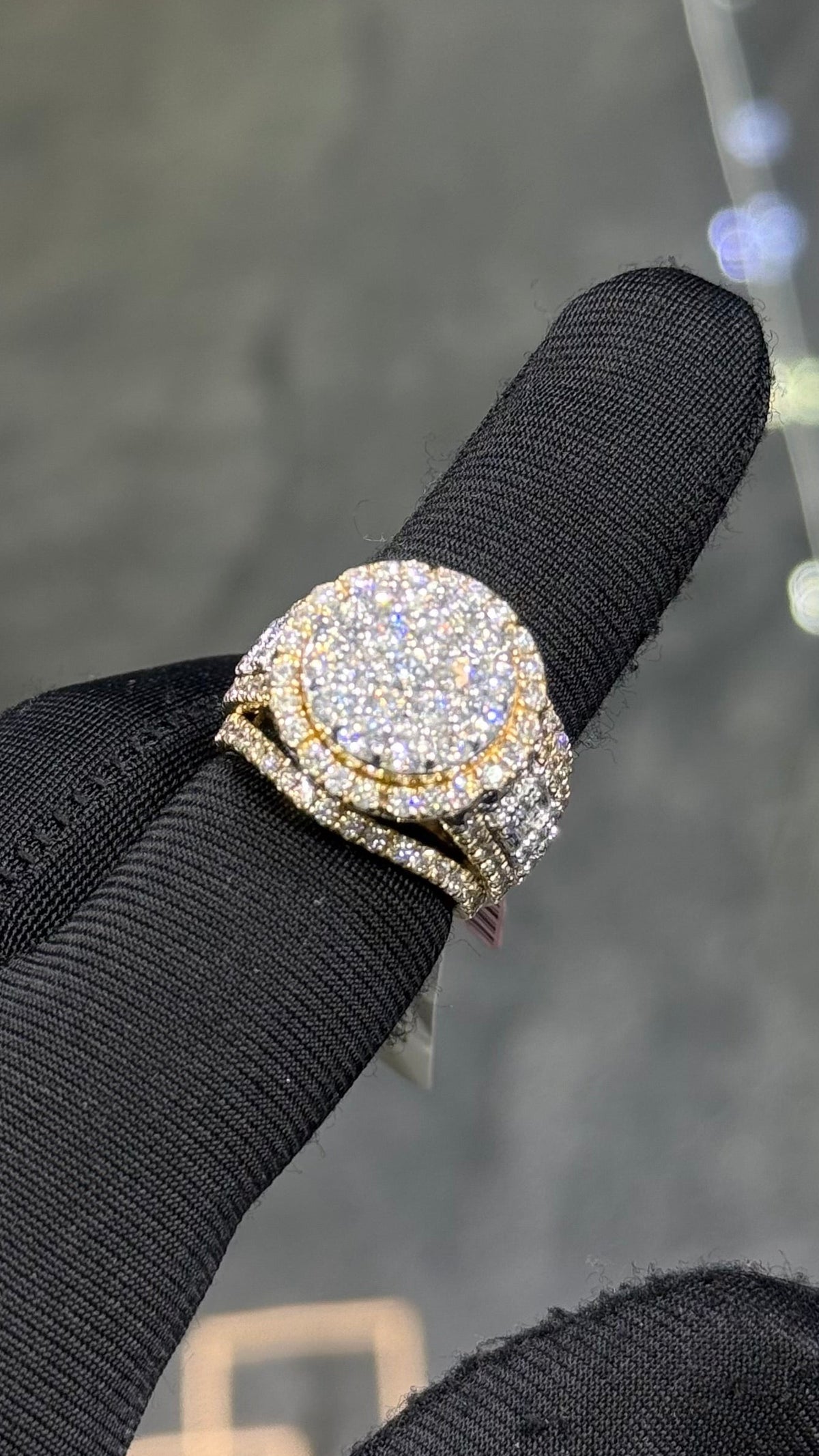 Ladies Diamond Ring