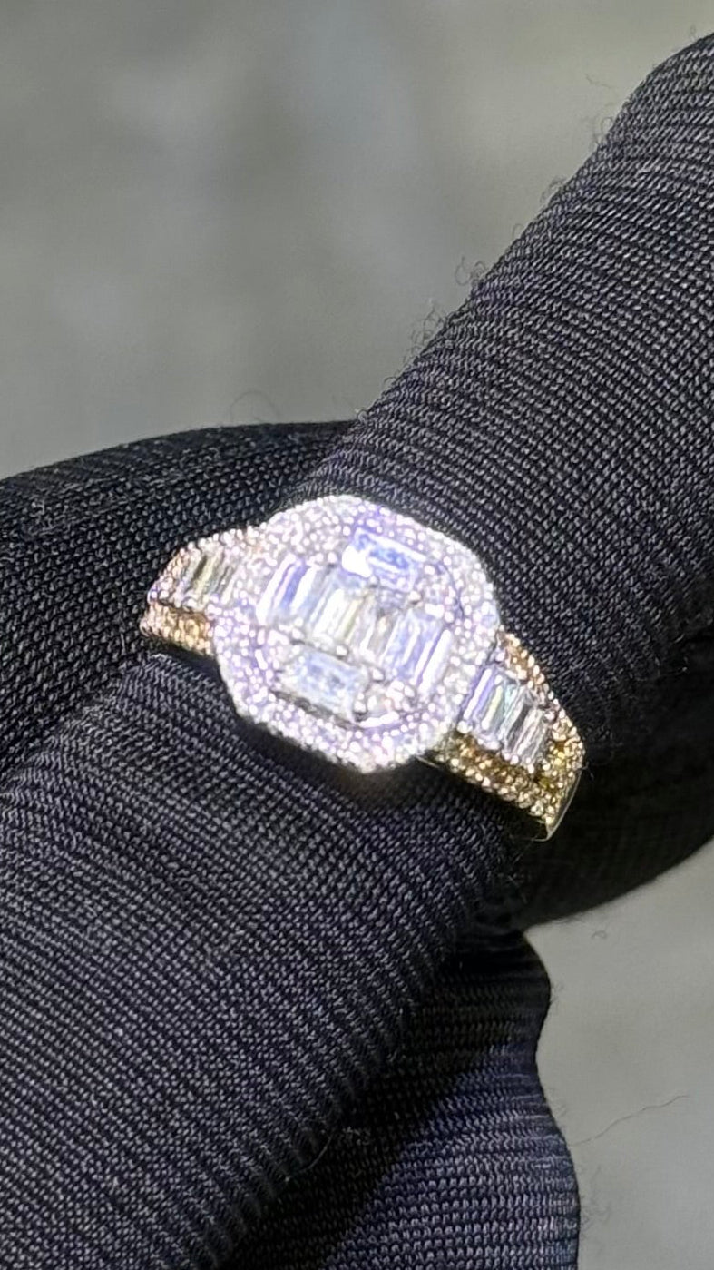 Ladies Diamond Ring