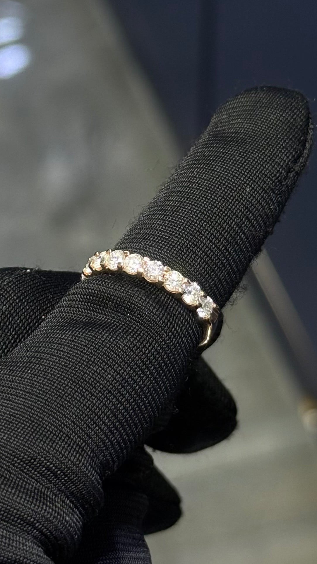 Ladies Diamond Ring