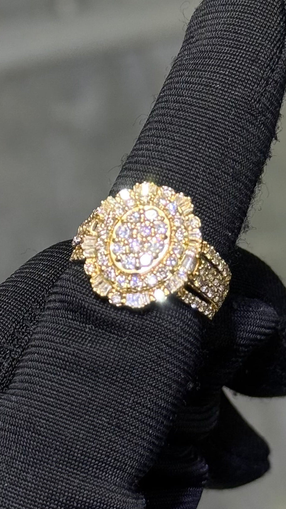 Ladies Diamond Ring