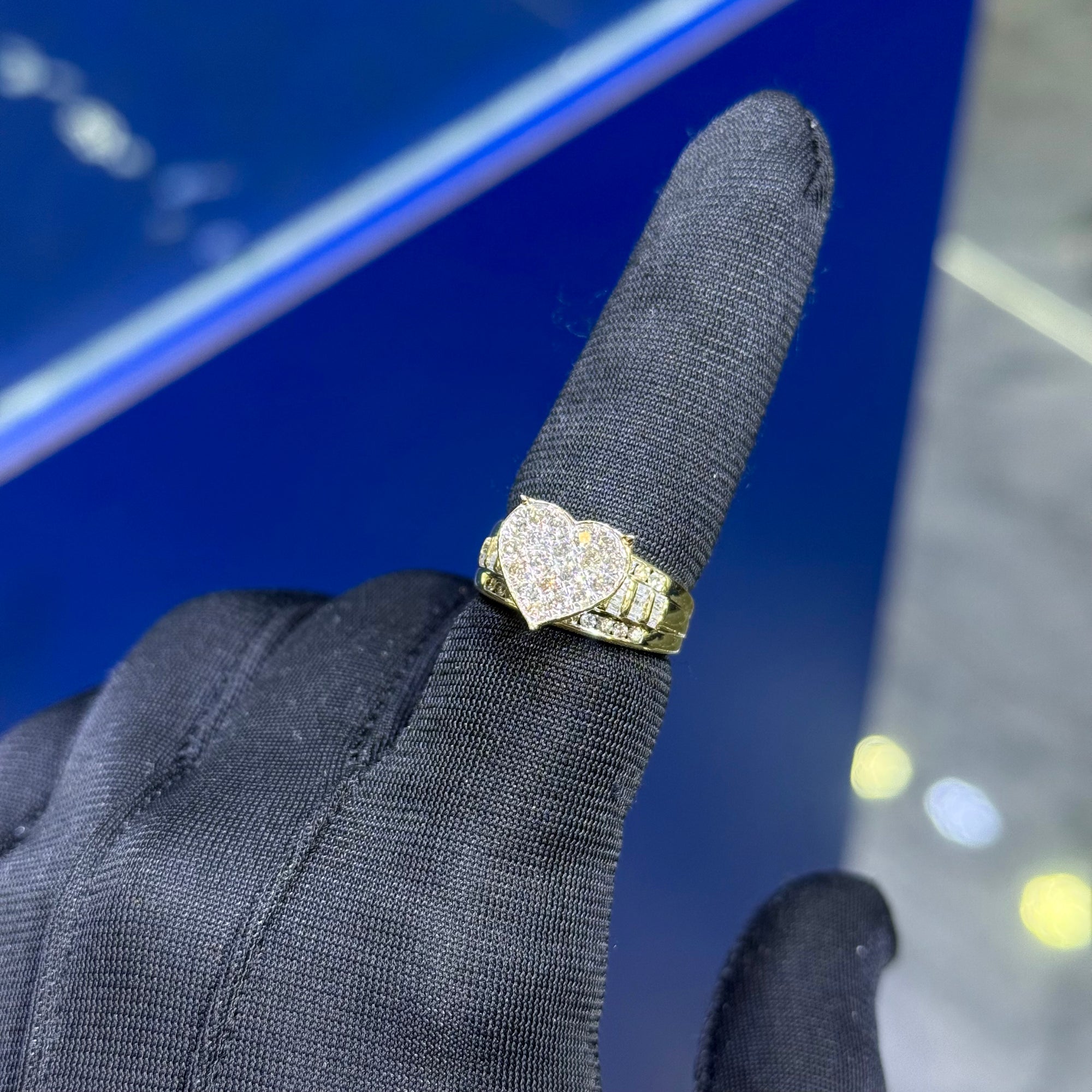 Ladies Diamond Ring