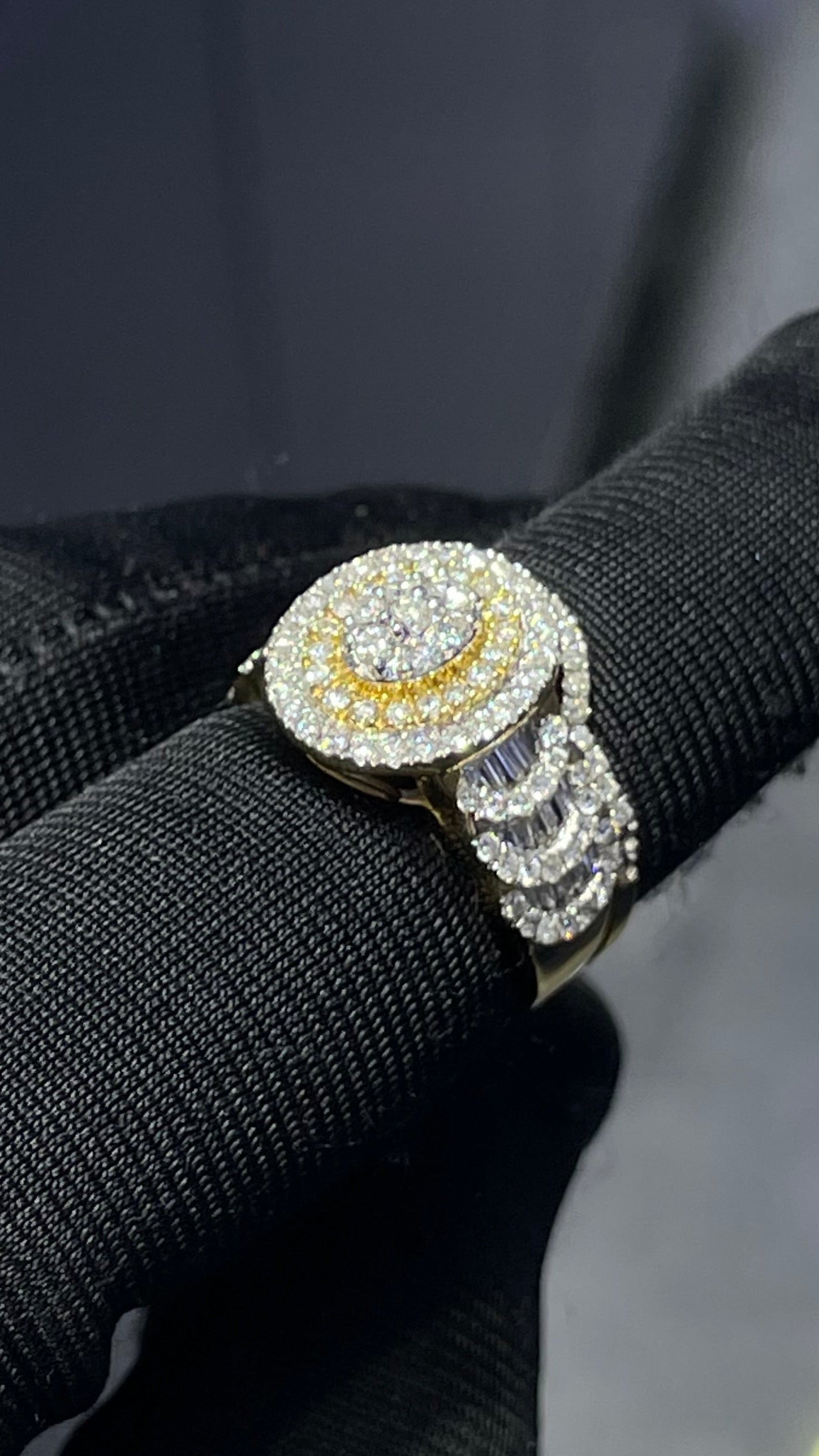 Ladies Diamond Ring