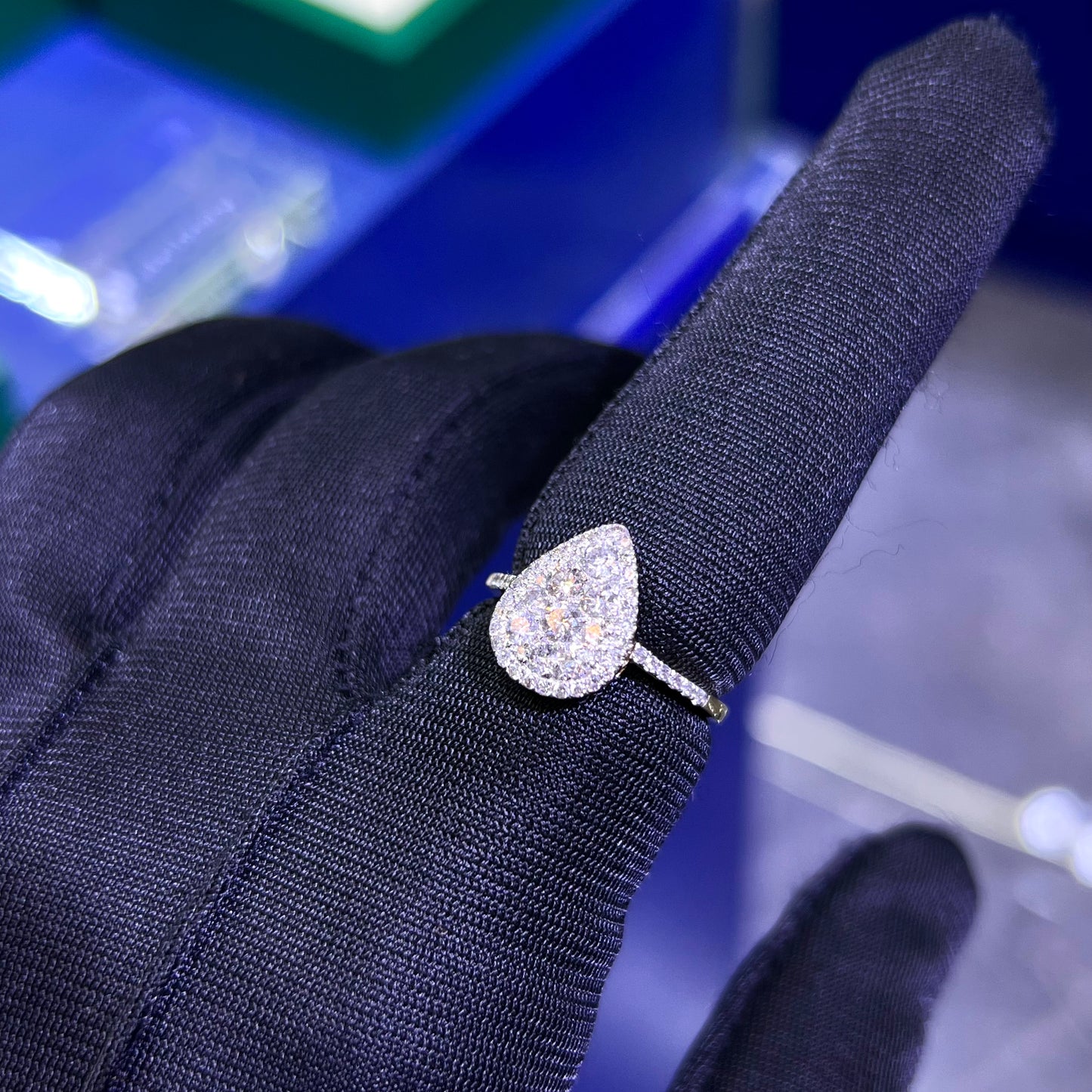Ladies Diamond Ring