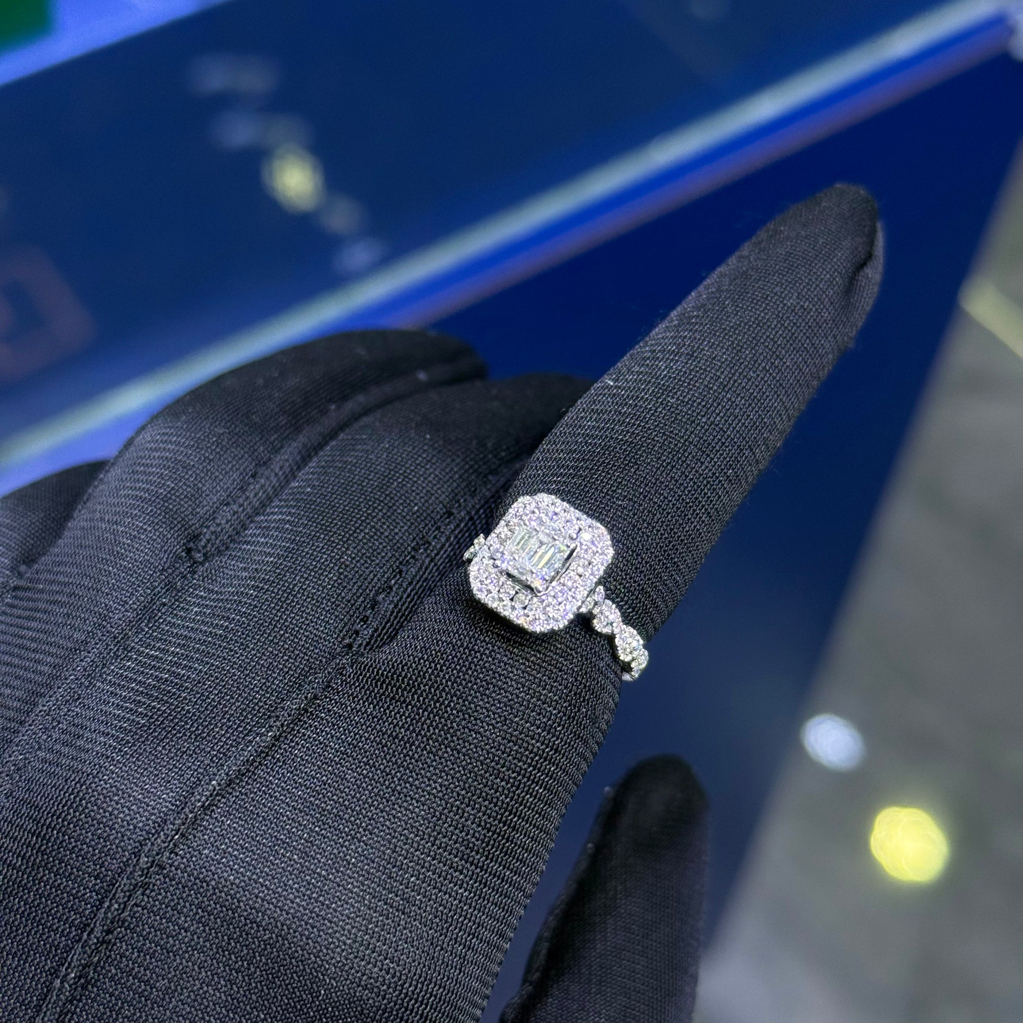 Ladies Diamond Ring