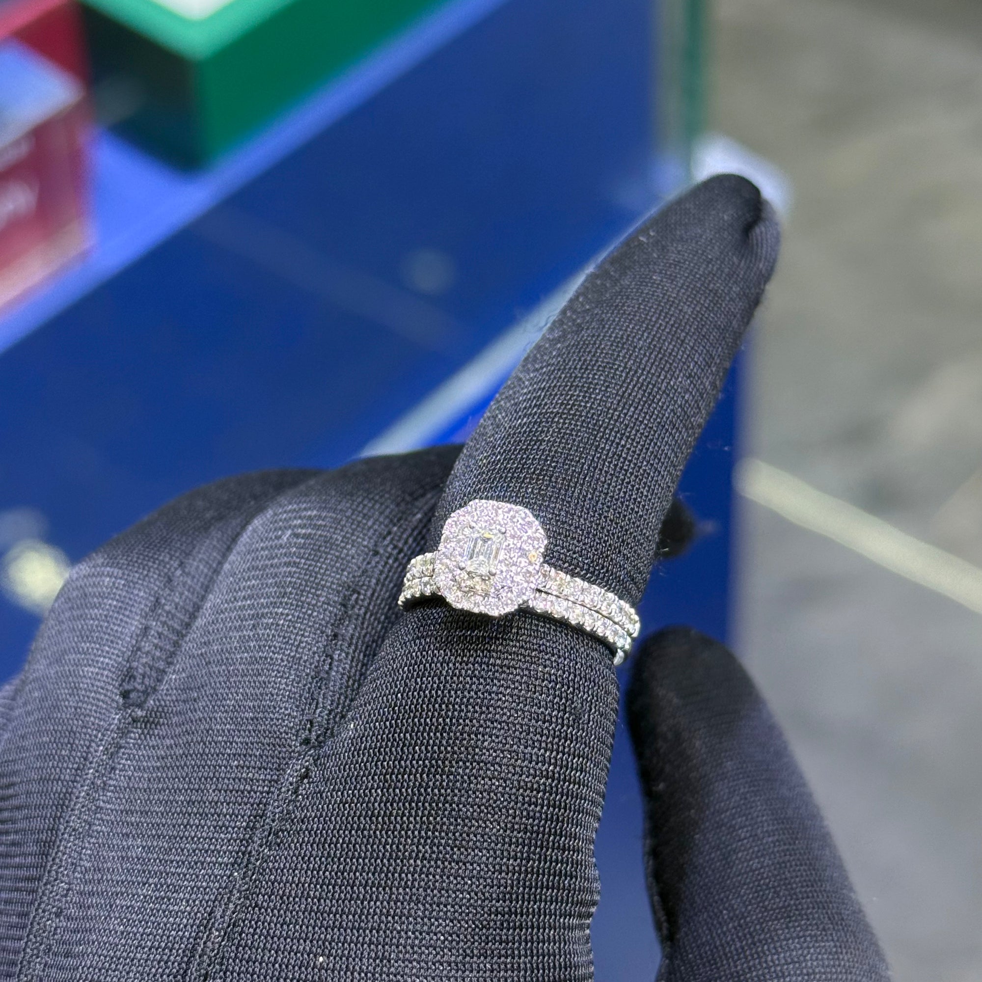 Ladies Diamond Ring