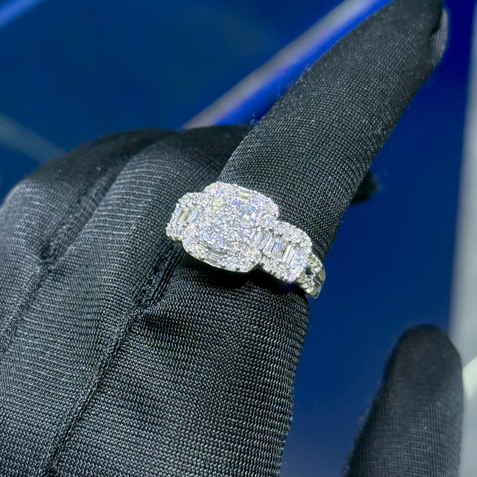 Ladies Diamond Ring