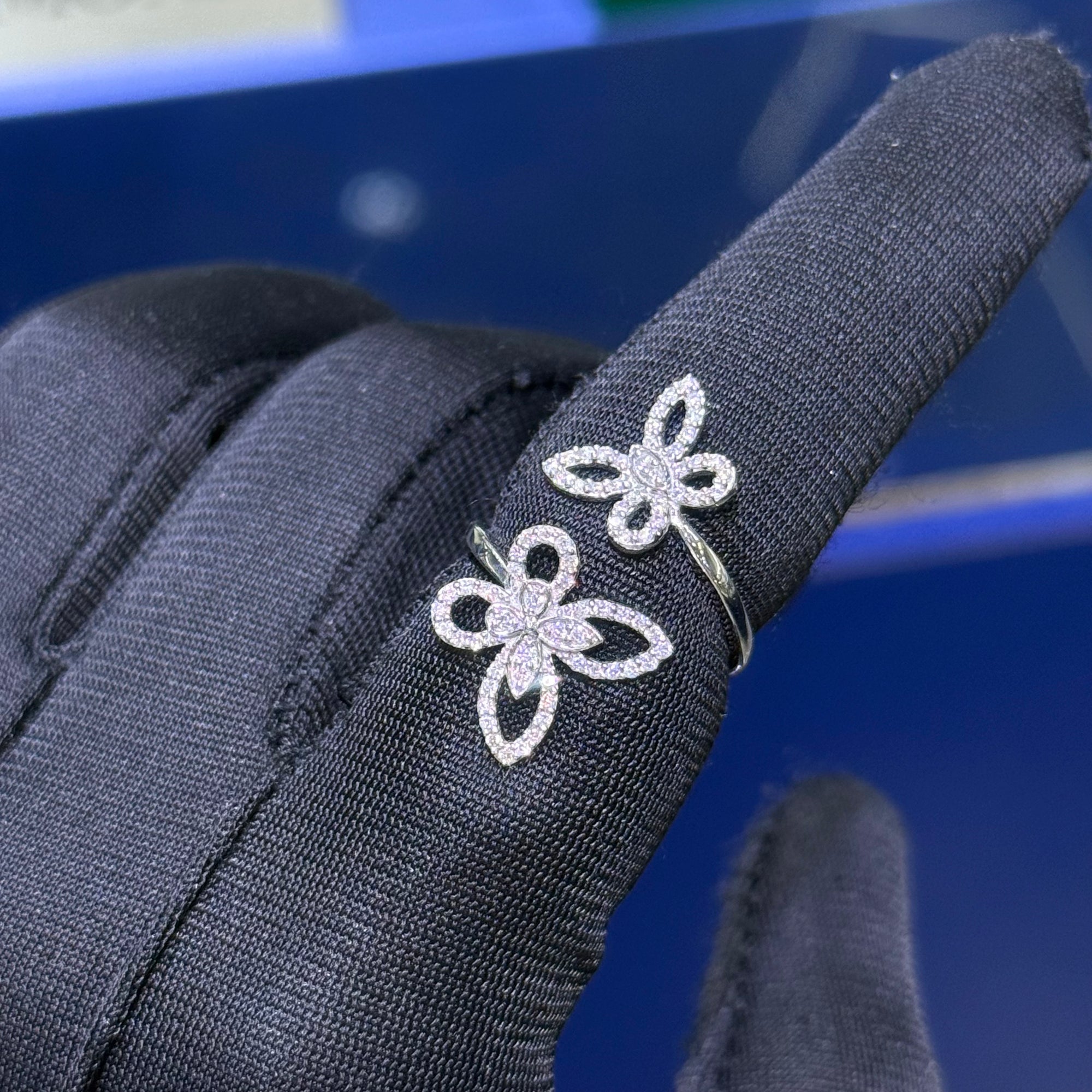 Ladies Diamond Ring