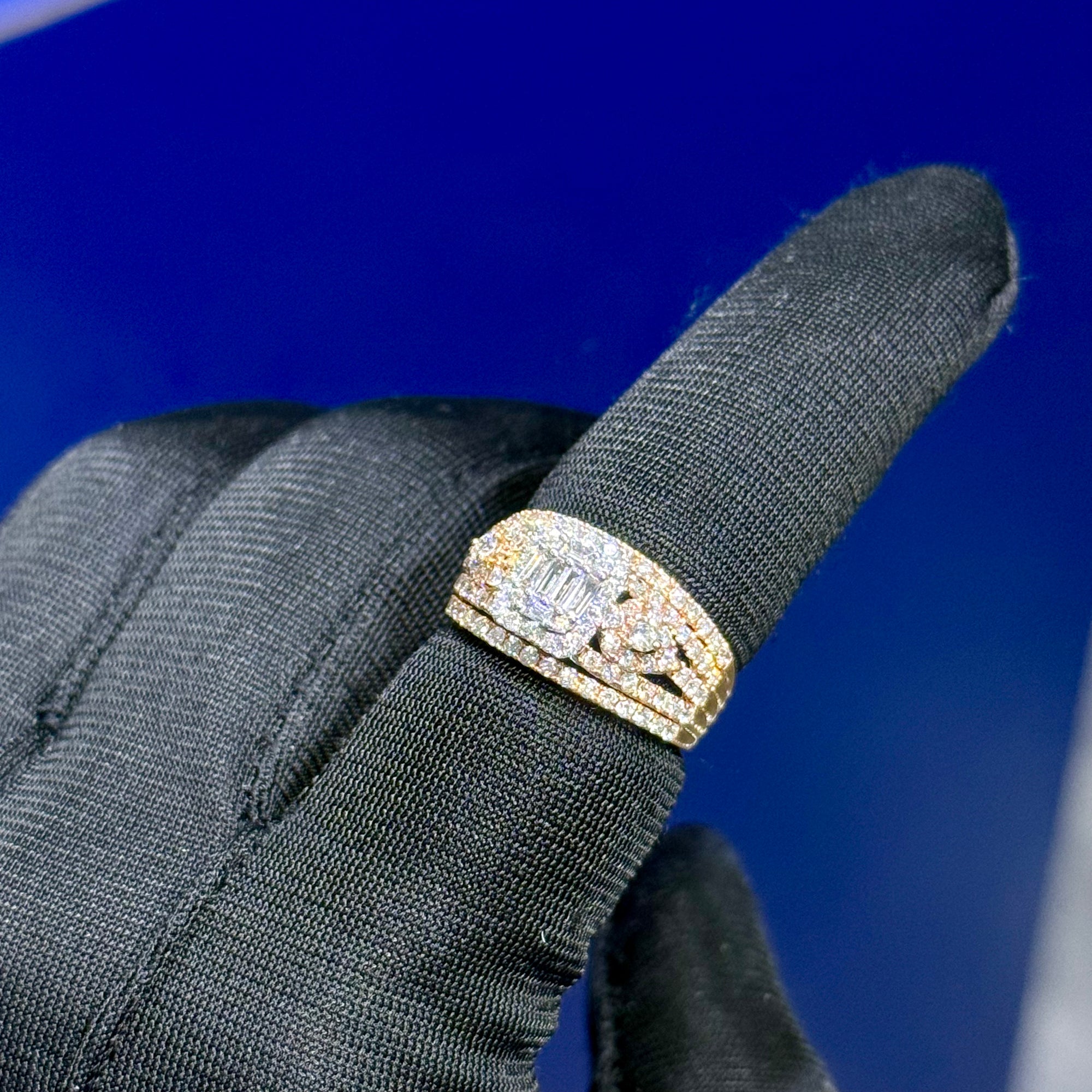 Ladies Diamond Ring