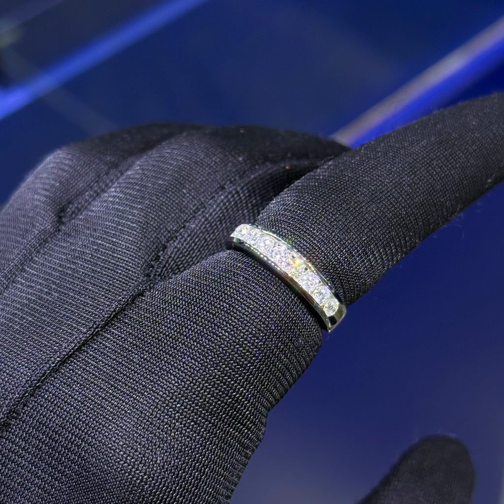 Ladies Diamond Ring