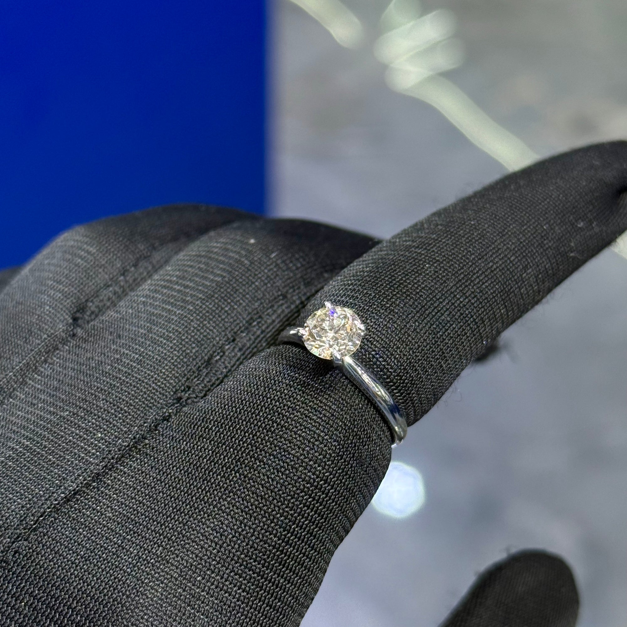Ladies Diamond Ring
