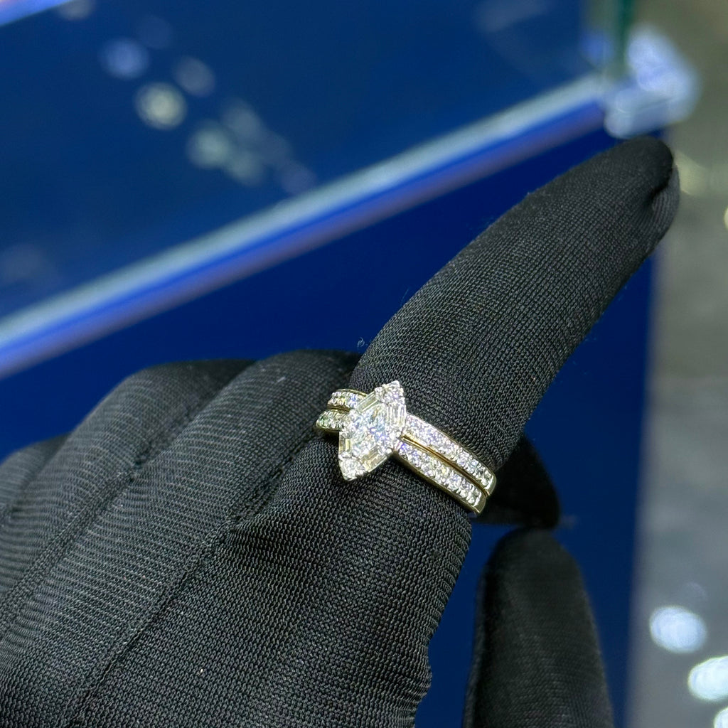 Ladies Diamond Ring