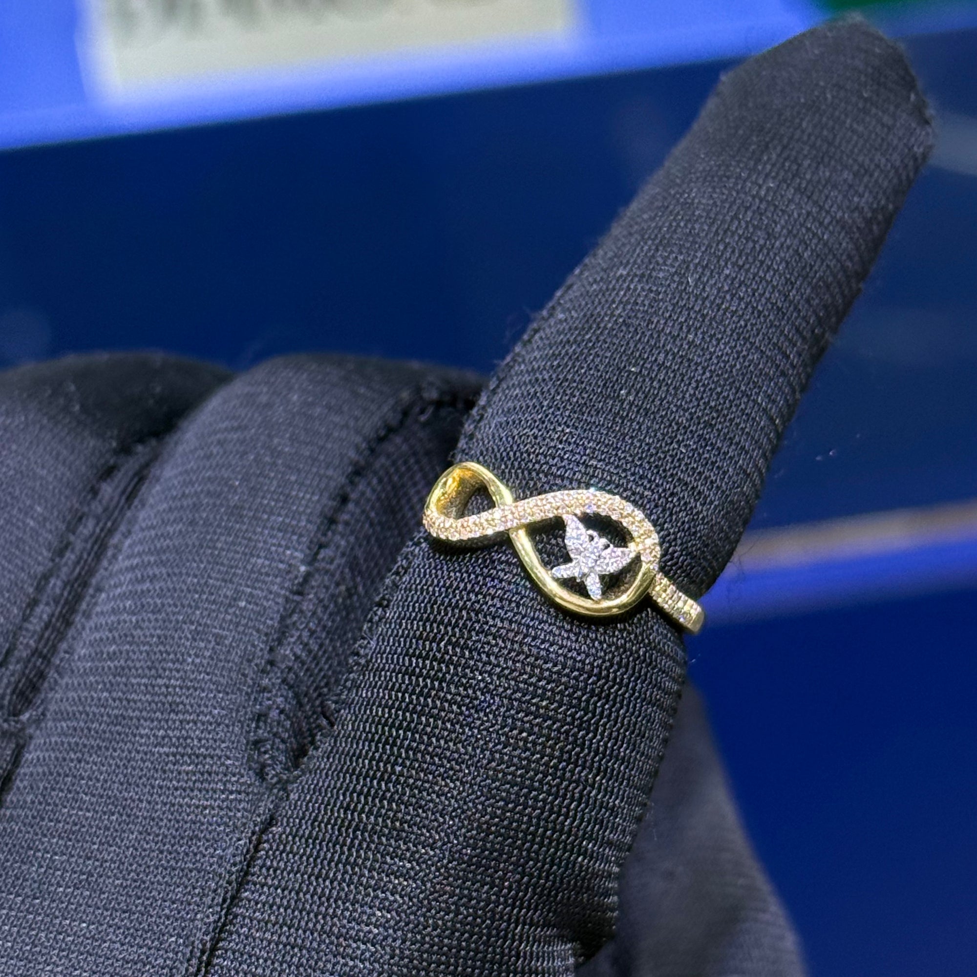 Ladies Diamond Ring