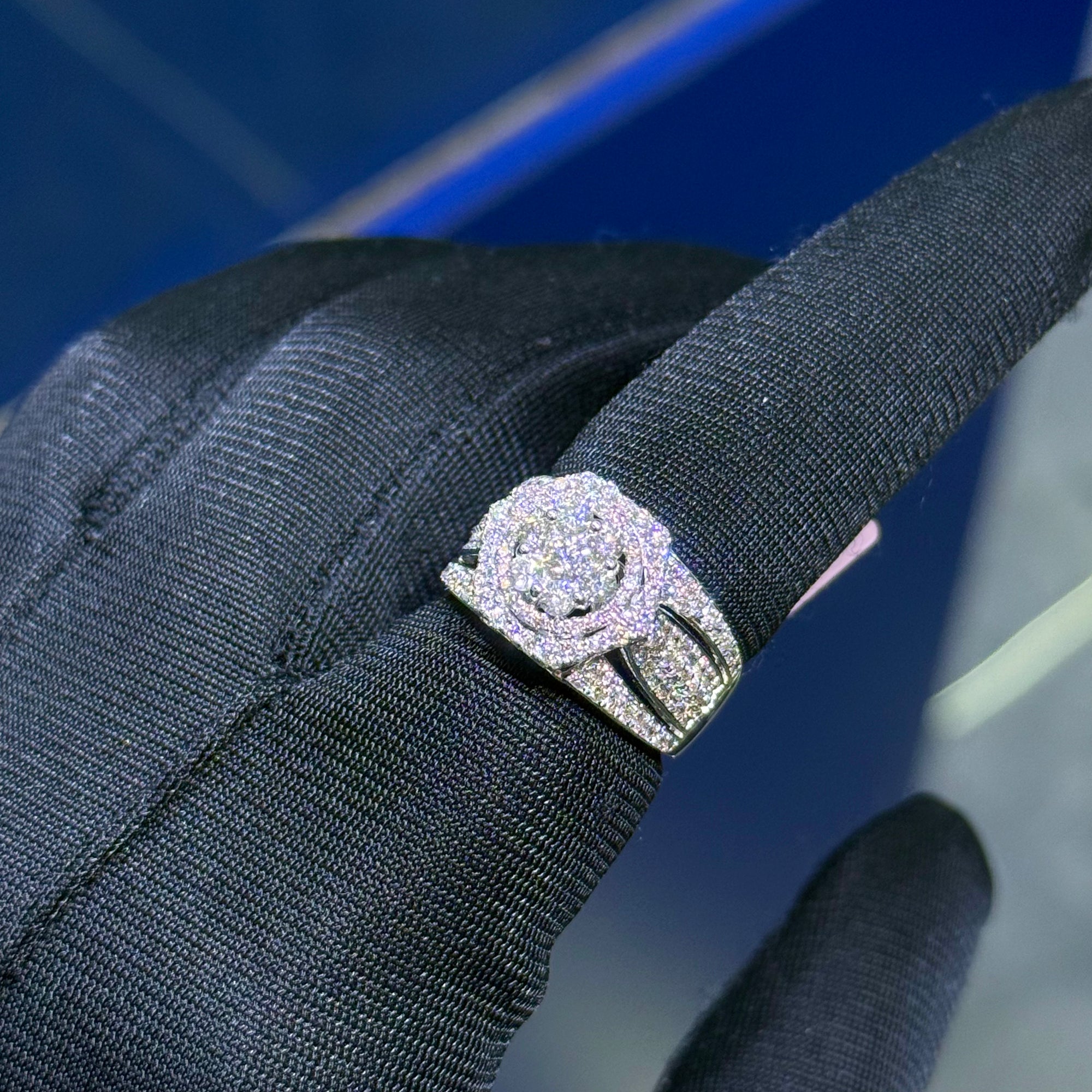 Ladies Diamond Ring