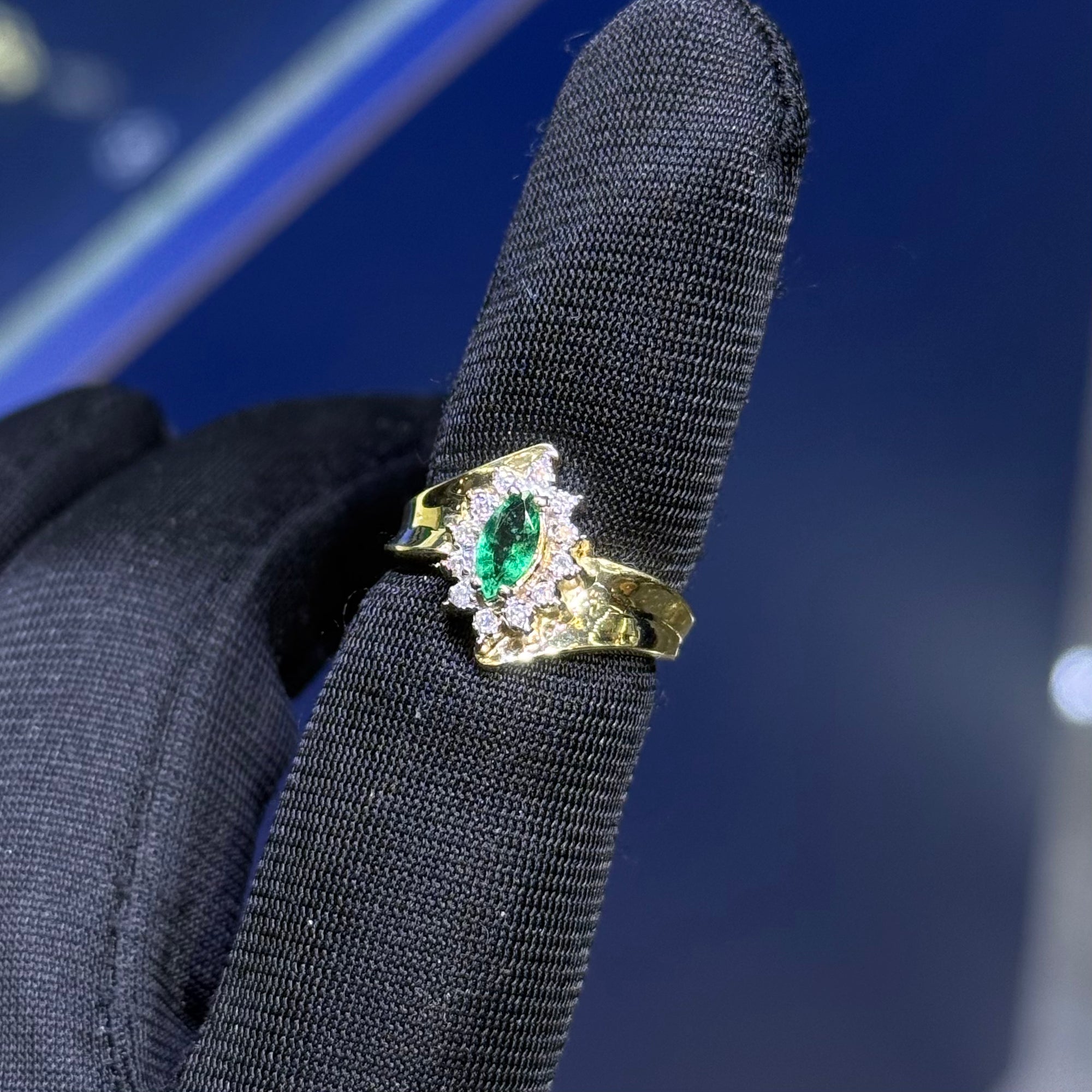 Ladies Diamond Ring