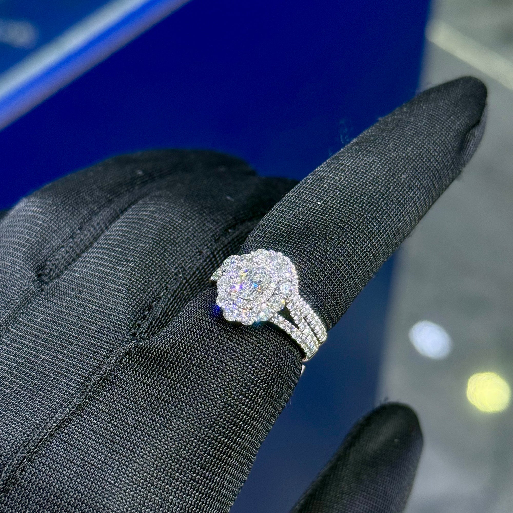 Ladies Diamond Ring