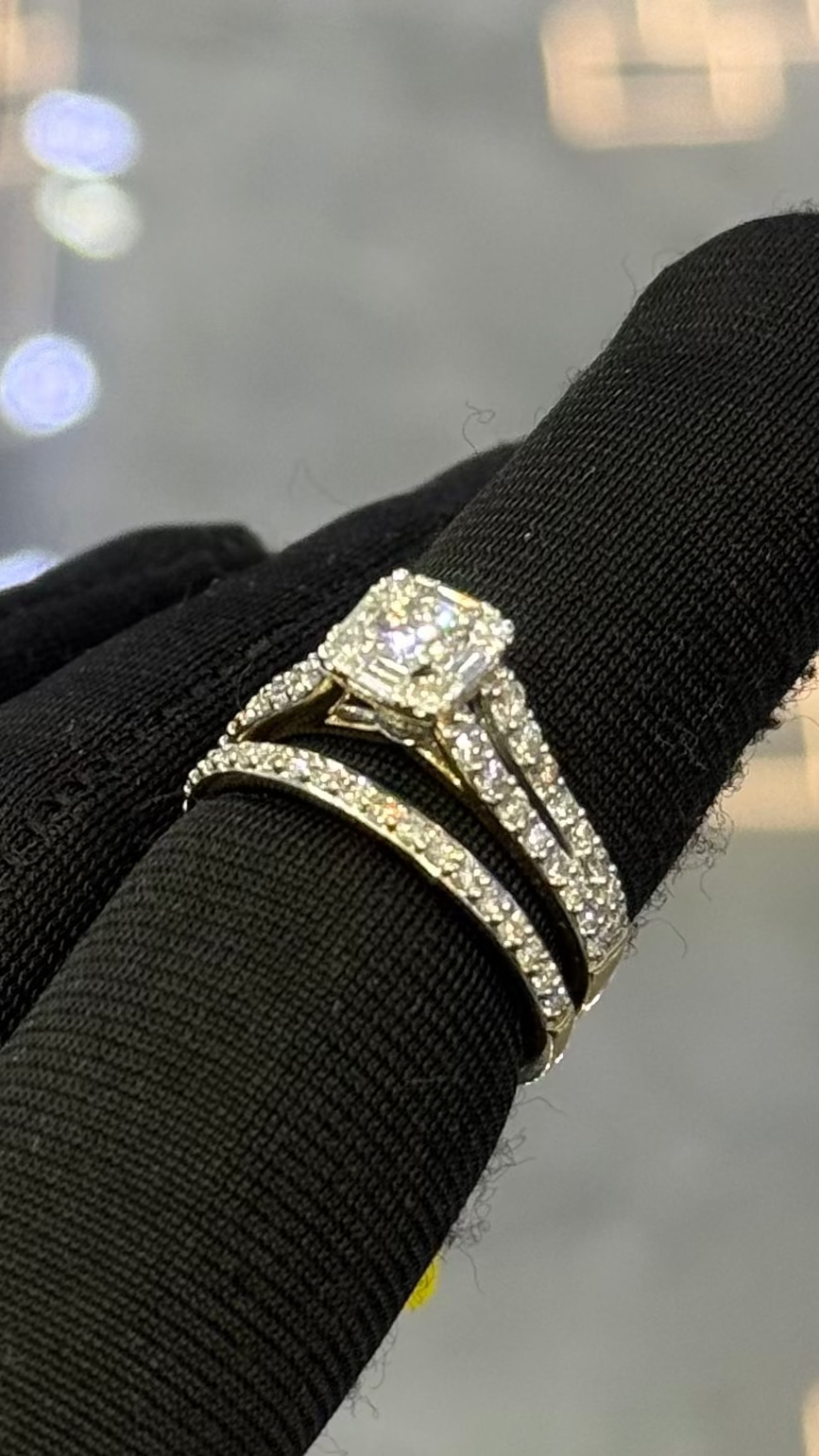 Ladies Diamond Ring