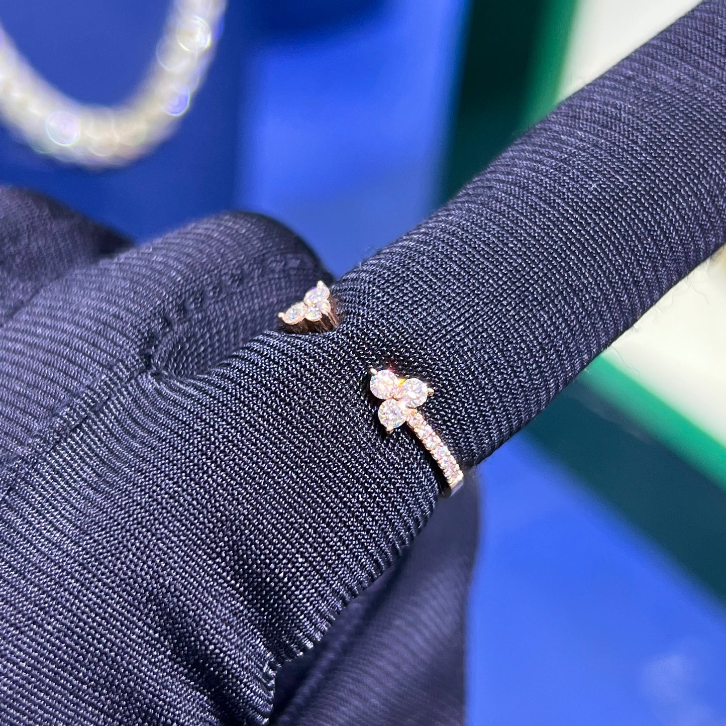Ladies Diamond Ring