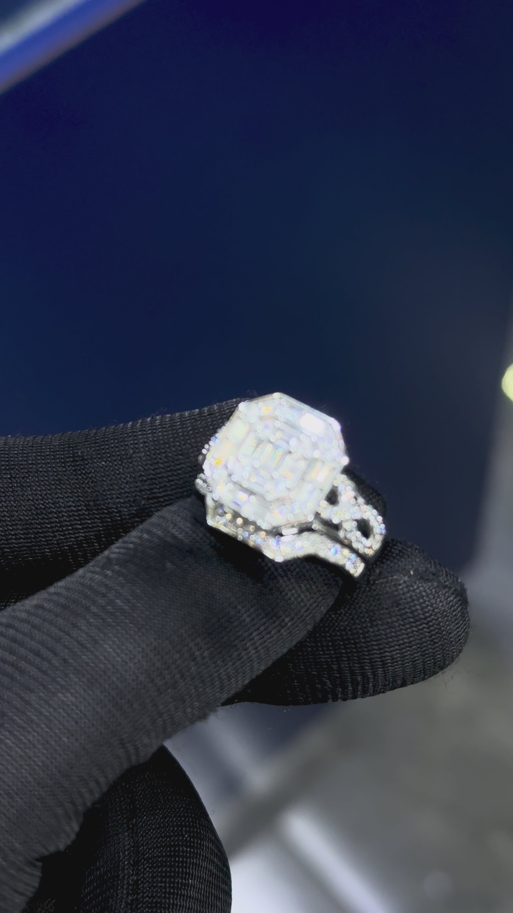 Ladies Diamond Ring