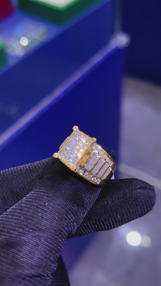 Ladies Diamond Ring