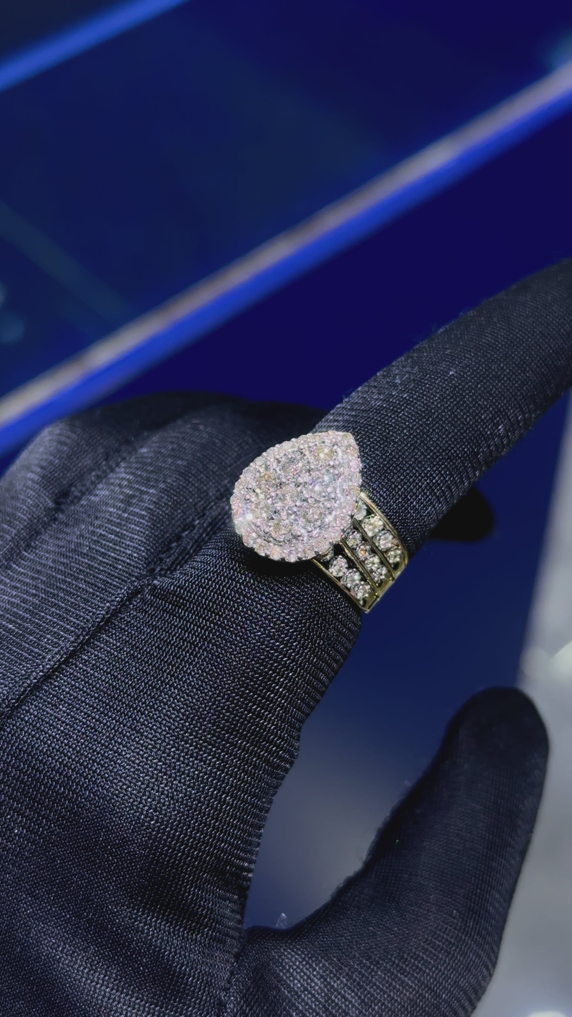 Ladies Diamond Ring