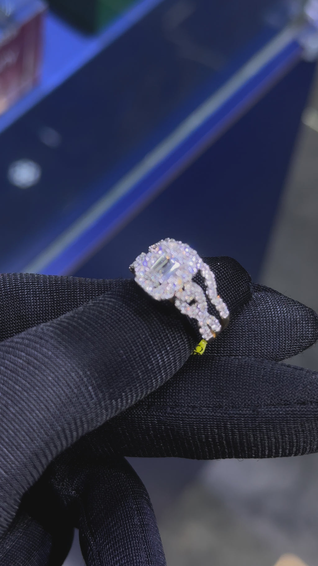 Ladies Diamond Ring