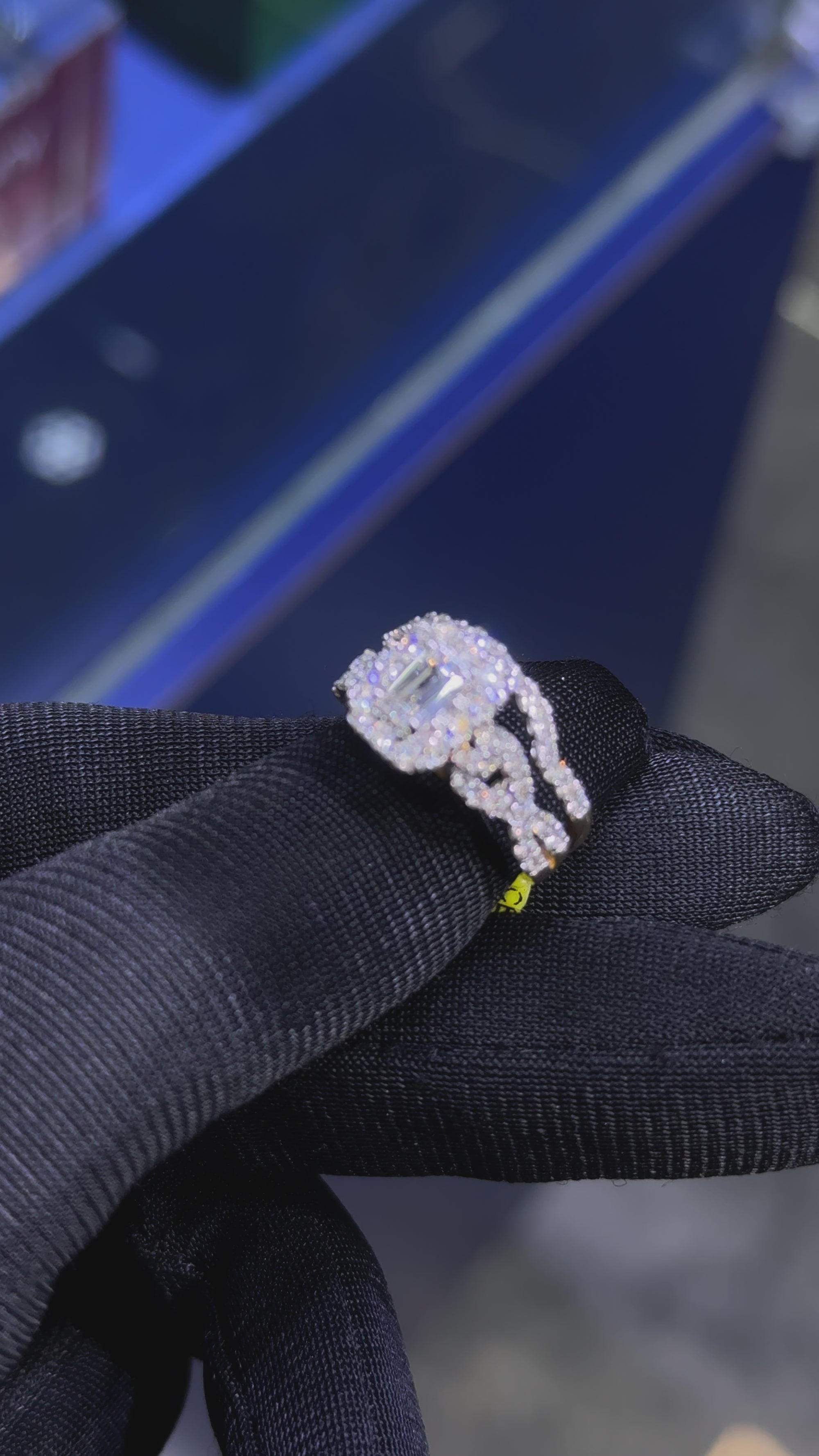 Ladies Diamond Ring