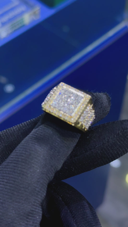 Men’s Diamond Ring