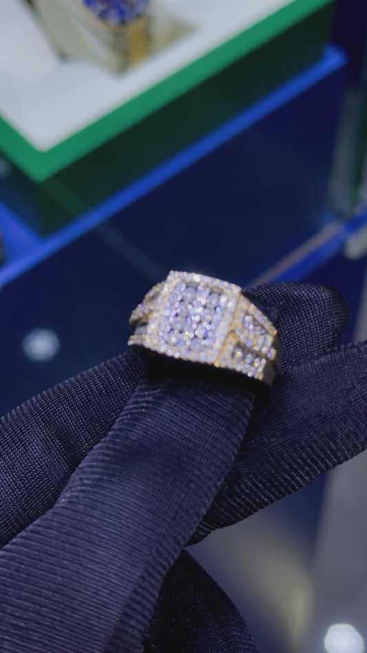 Men’s Diamond Ring