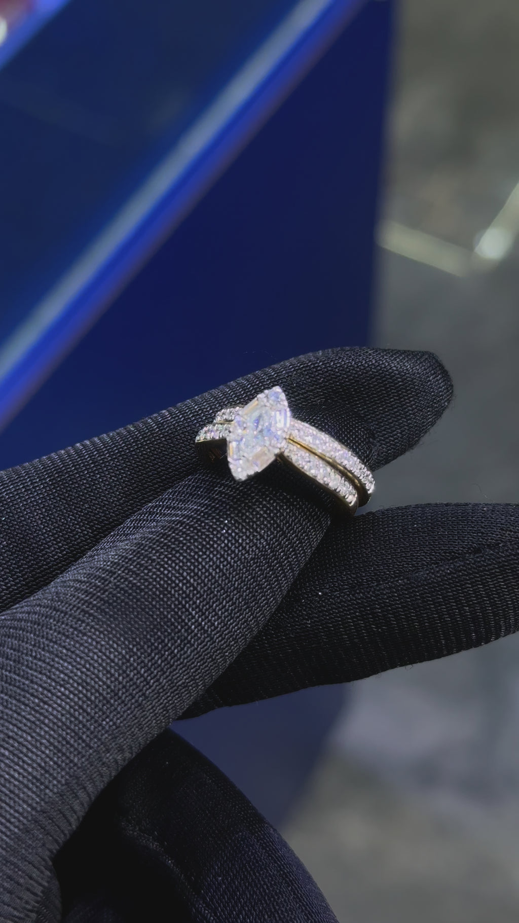 Ladies Diamond Ring