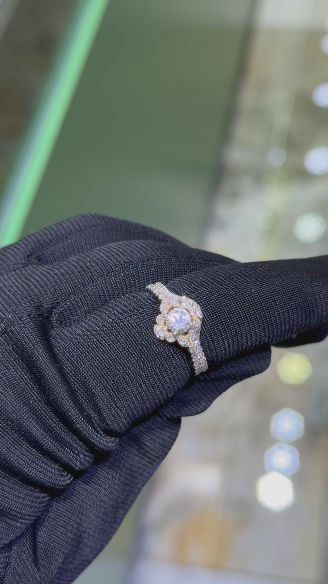 Ladies Diamond Ring