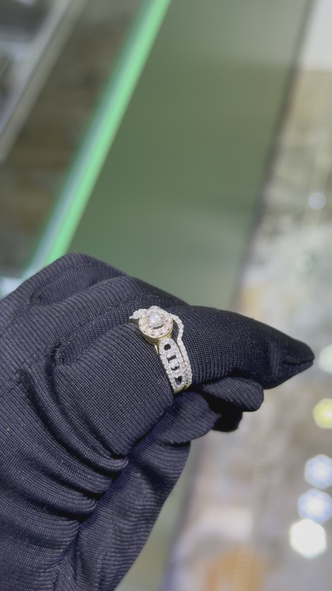 Ladies Diamond Ring