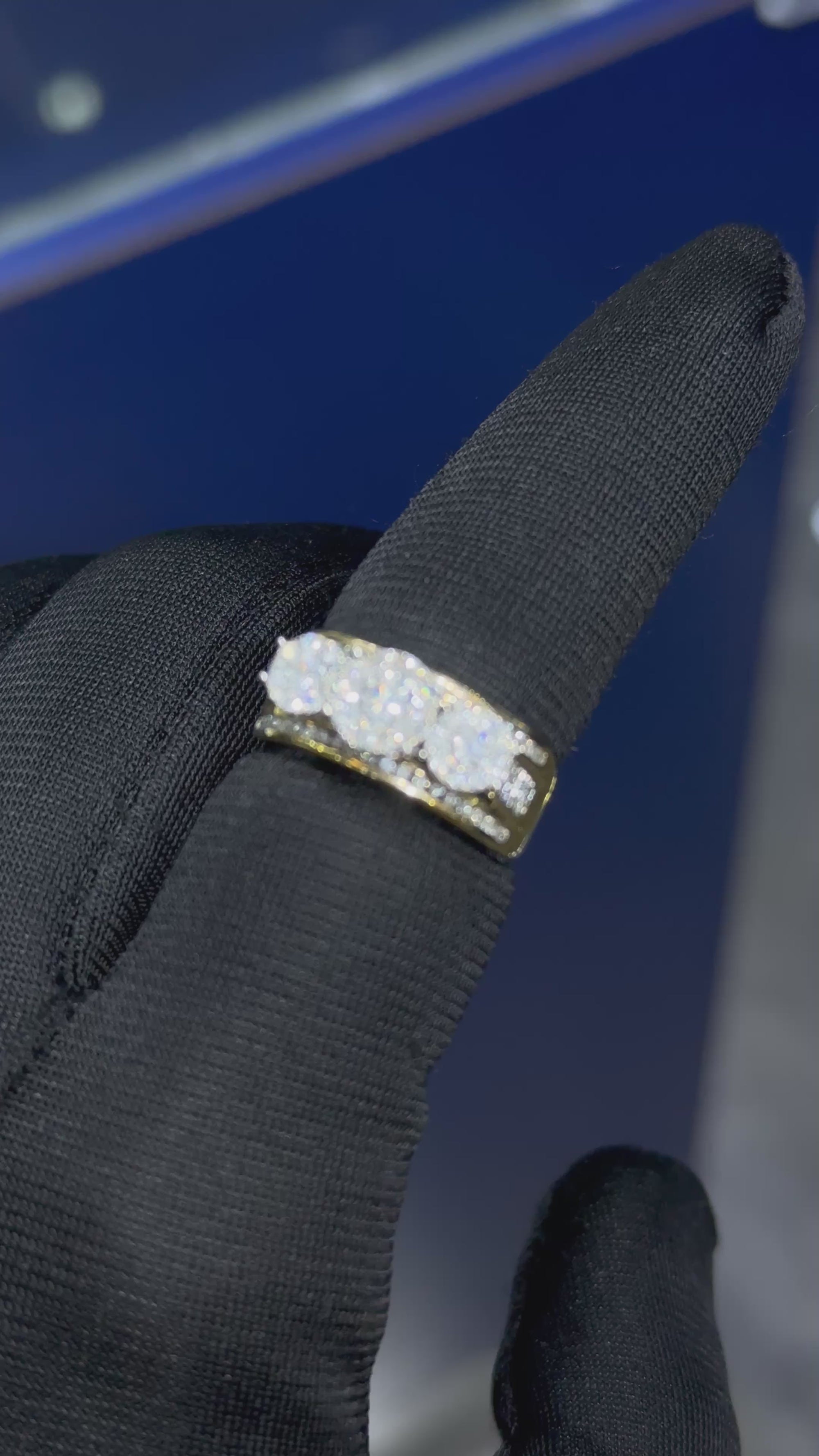 Ladies Diamond Ring