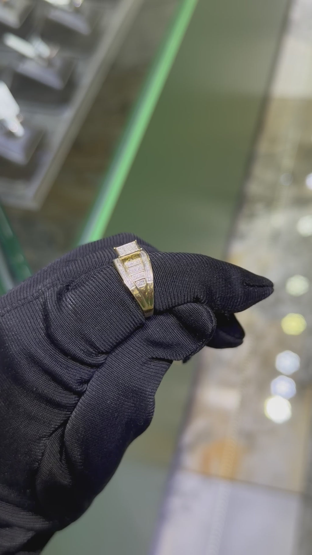 Ladies Diamond Ring