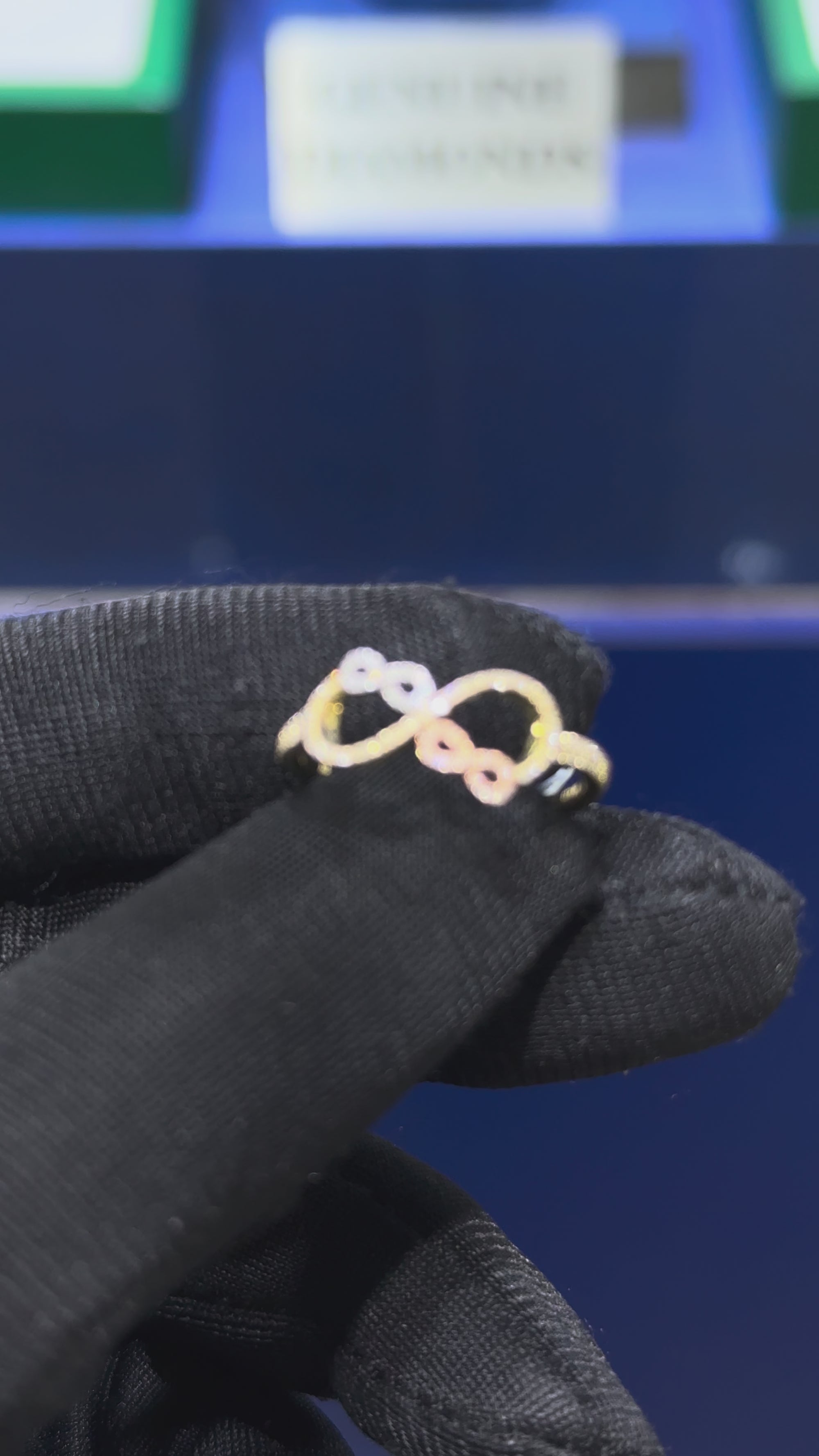 Ladies Diamond Ring