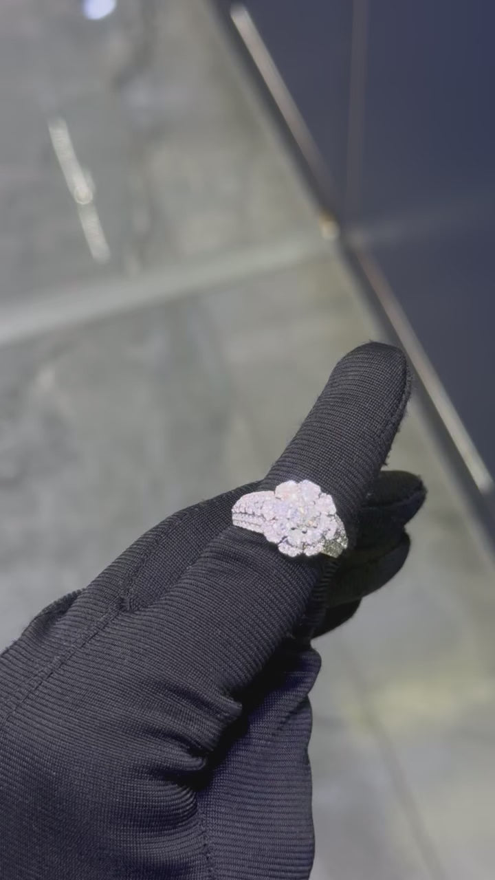 Ladies Diamond Ring
